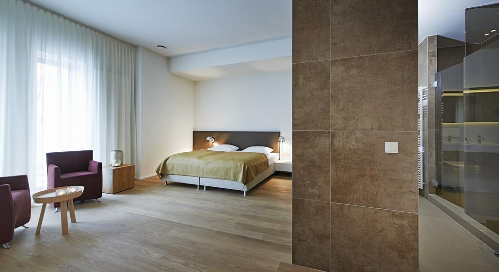 Weinhaus Henninger Hotel Kallstadt Quarto foto