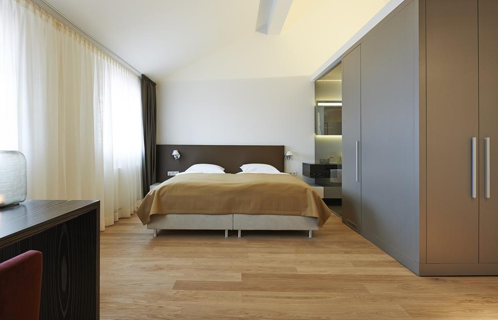 Weinhaus Henninger Hotel Kallstadt Quarto foto